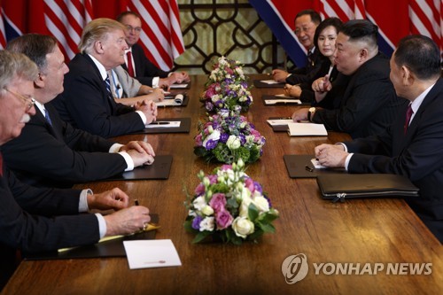 북미정상회담에 배석한 마이크 폼페이오 국무장관과 존 볼턴 국가안보보좌관