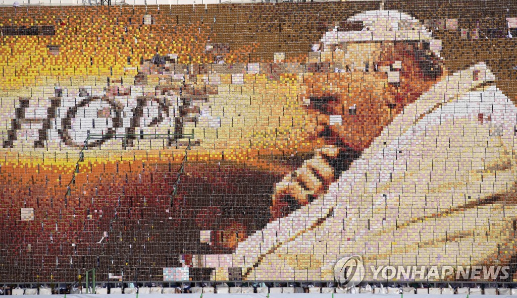 APTOPIX Asia Pope