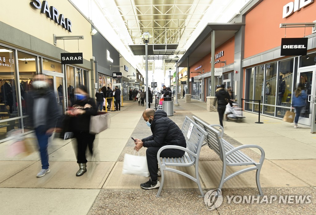 Virus Outbreak Black Friday Canada