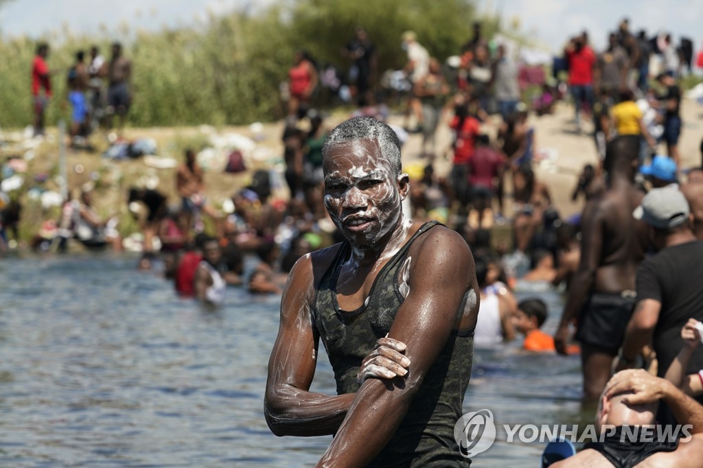 Border Migrant Camp