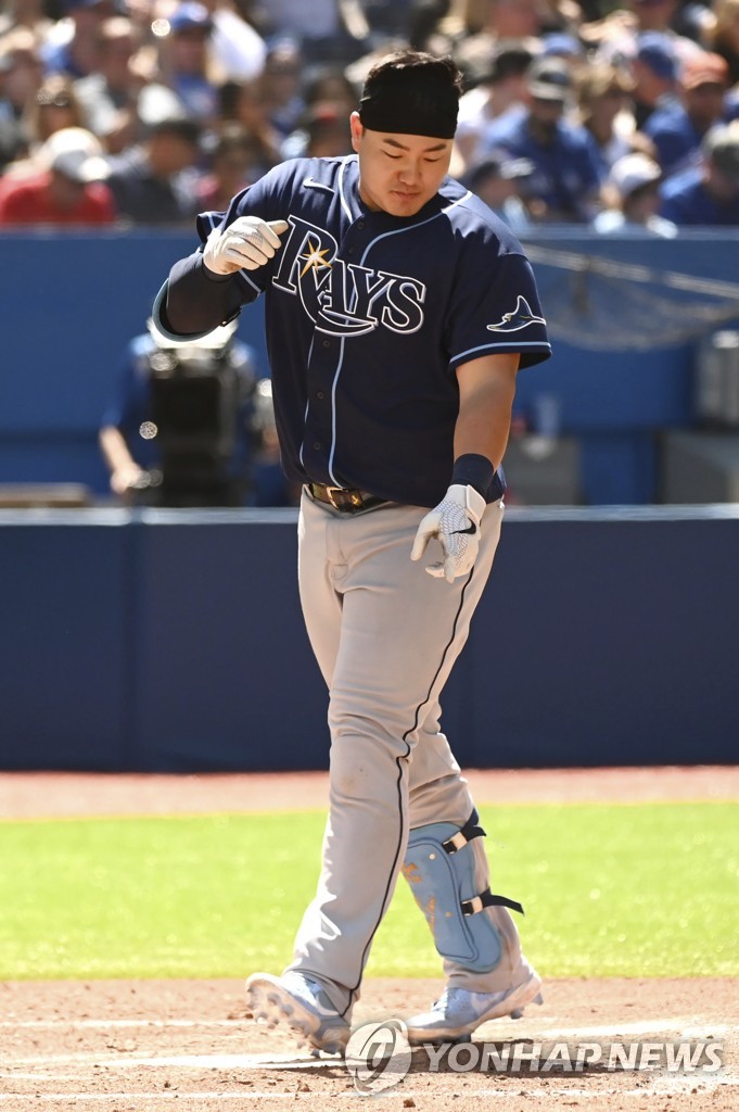 In this Canadian Press photo via the Associated Press, Choi Ji-man of the Tampa Bay Rays crosses the plate after hitting a solo home run against the Toronto Blue Jays during the top of the fifth inning of a Major League Baseball regular season game at Rogers Centre in Toronto on July 3, 2022. (Yonhap)