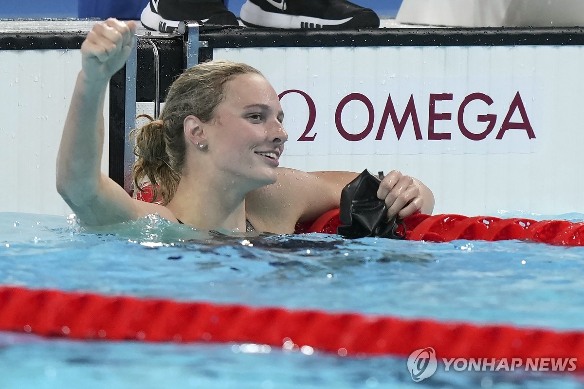 매킨토시, 여자 개인혼영 400ｍ 우승