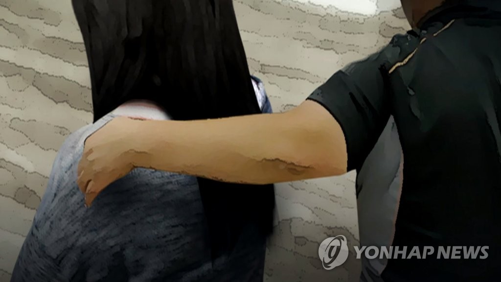 인터넷BJ, 10년전 의붓딸 성추행 혐의로 재판 넘겨져 (CG)