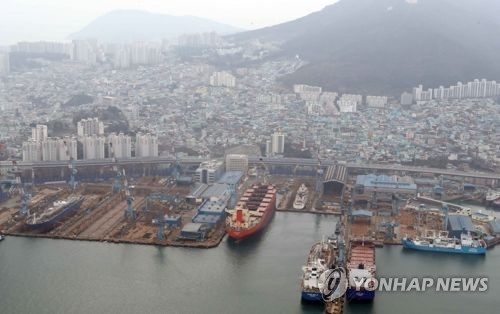 부산 영도구와 한진중공업 영도조선소 전경
