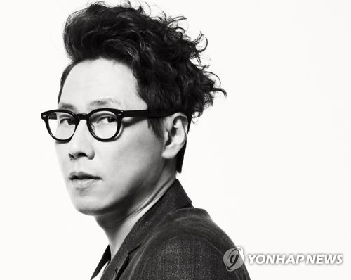 '좋니'로 음원차트 정상에 오른 윤종신