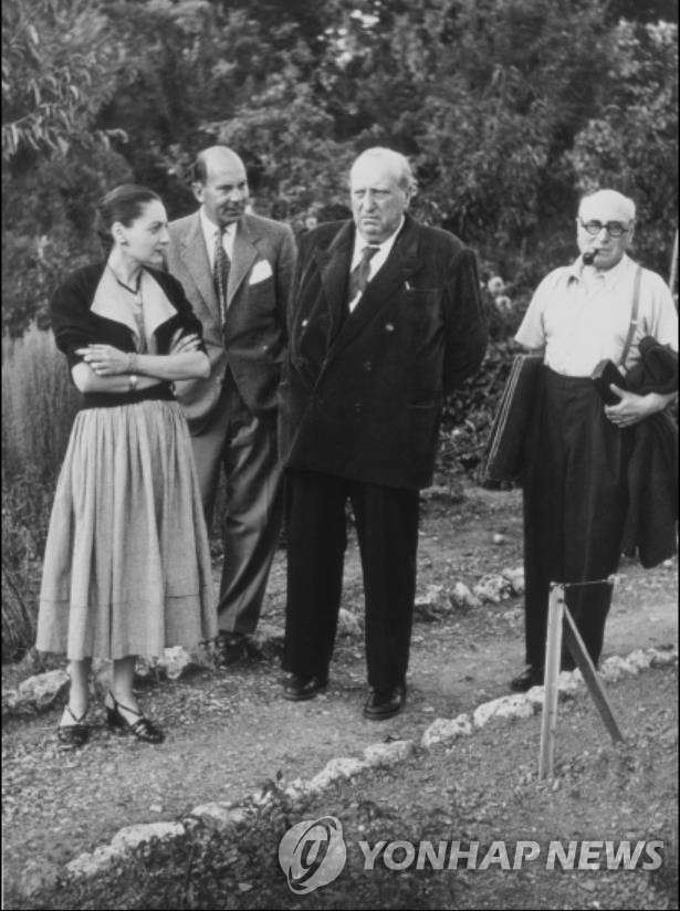 드니스·피에르 레비 부부(왼쪽)와 앙드레 드랭(가운데), 모리스 마리노