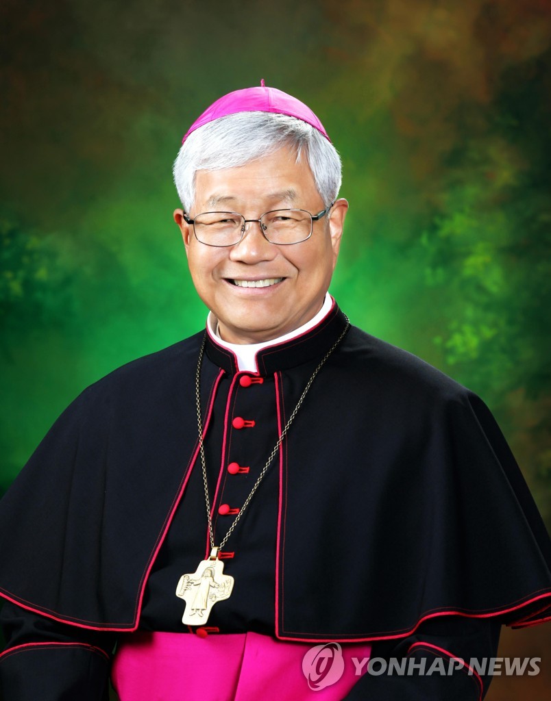 교황청 성직자성 장관 유흥식 대주교
