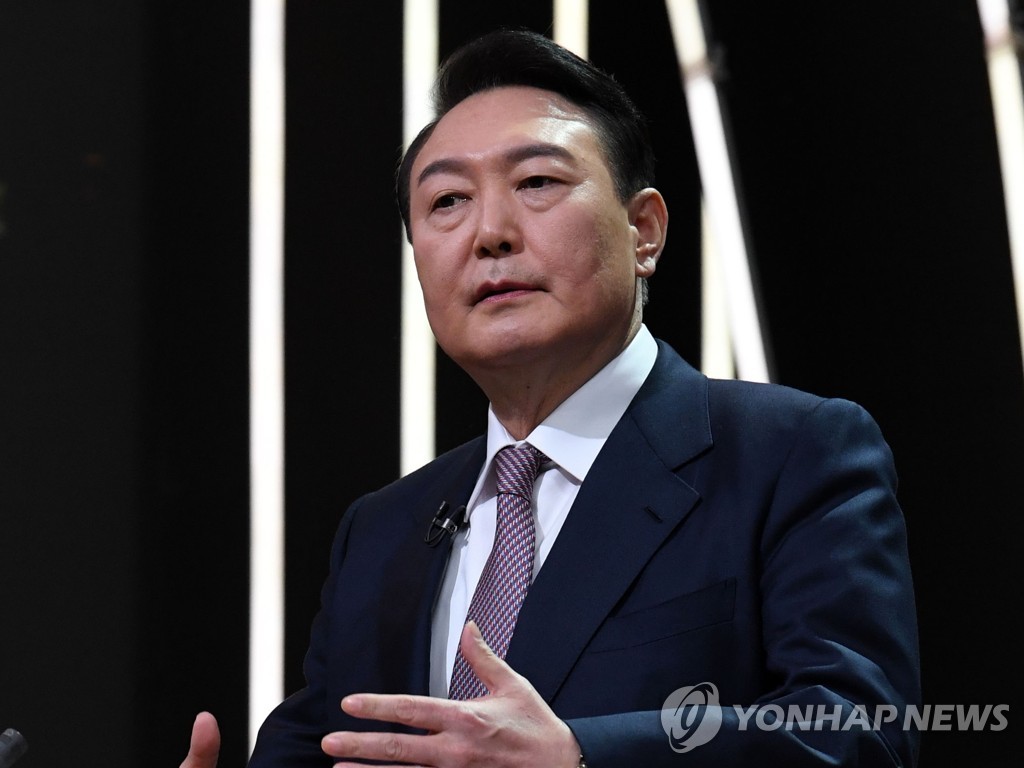 토론 준비하는 윤석열 후보