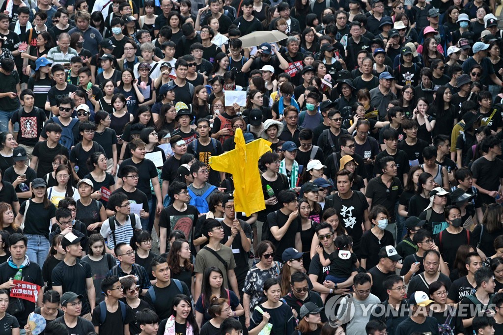 HONG KONG-CHINA-POLITICS-CRIME