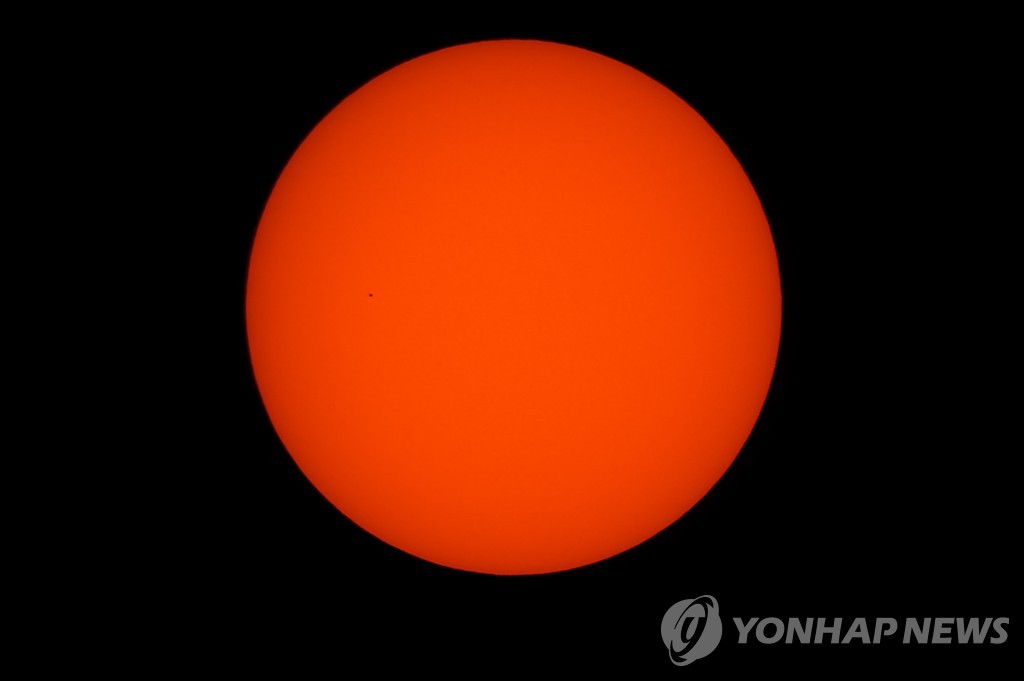 FRANCE-ASTRONOMY-MERCURY-SUN