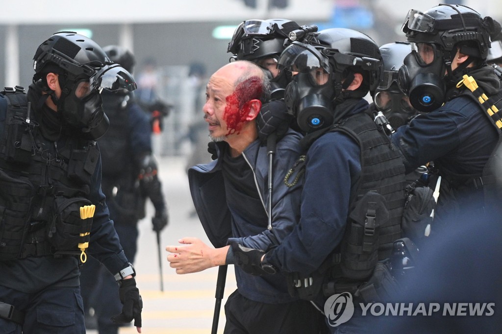 TOPSHOT-HONG KONG-CHINA-POLITICS-UNREST