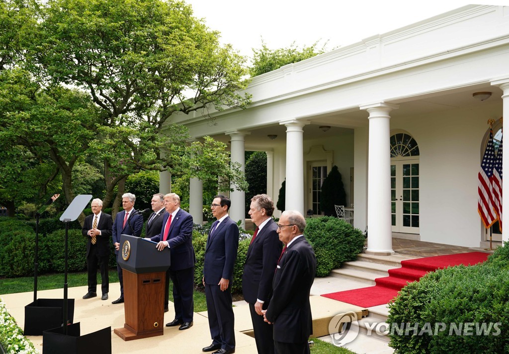 US-China-diplomacy-HEALTH-VIRUS-HongKong-TRUMP