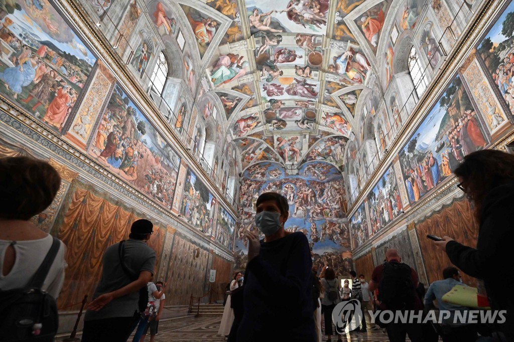 VATICAN-HEALTH-VIRUS-MUSEMS-CULTURE-HERITAGE-TOURISM