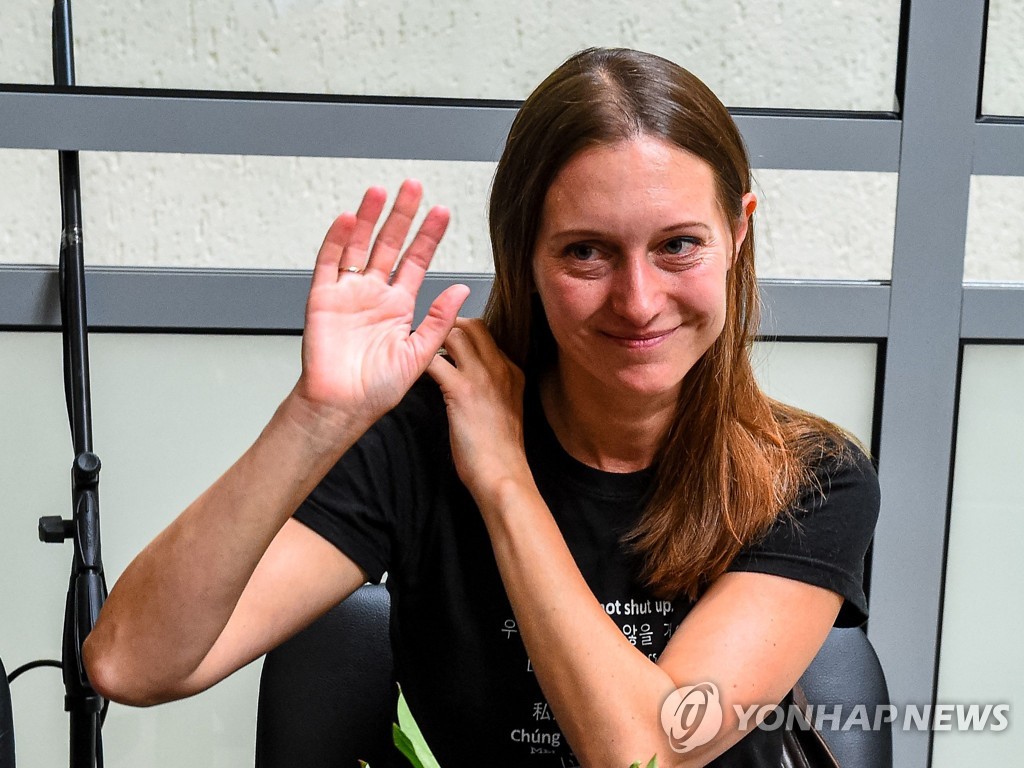 정부를 비판하는 글을 썼다가 벌금형을 선고받은 러시아 언론인 스베틀라나 프로코피예바