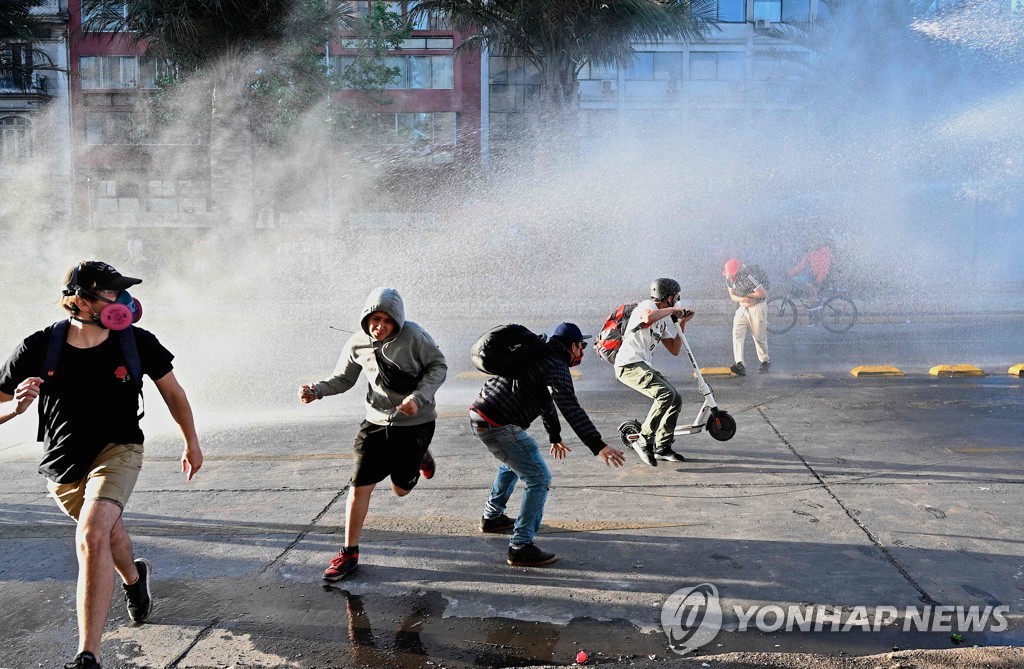 CHILE-CRISIS-PROTEST