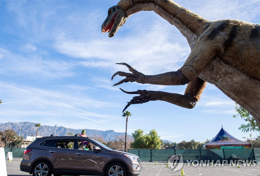 US-ENTERTAINMENT-DINOSAURS