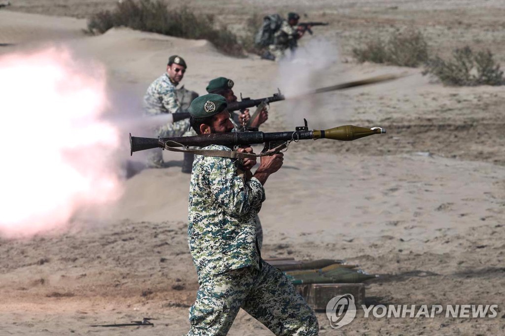 IRAN-MILITARY-DRILL