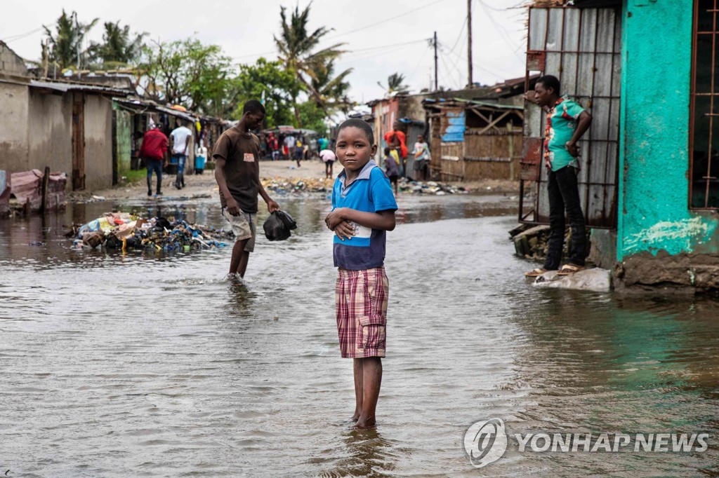 TOPSHOT-MOZAMBIQUE-WEATHER-DISASTER