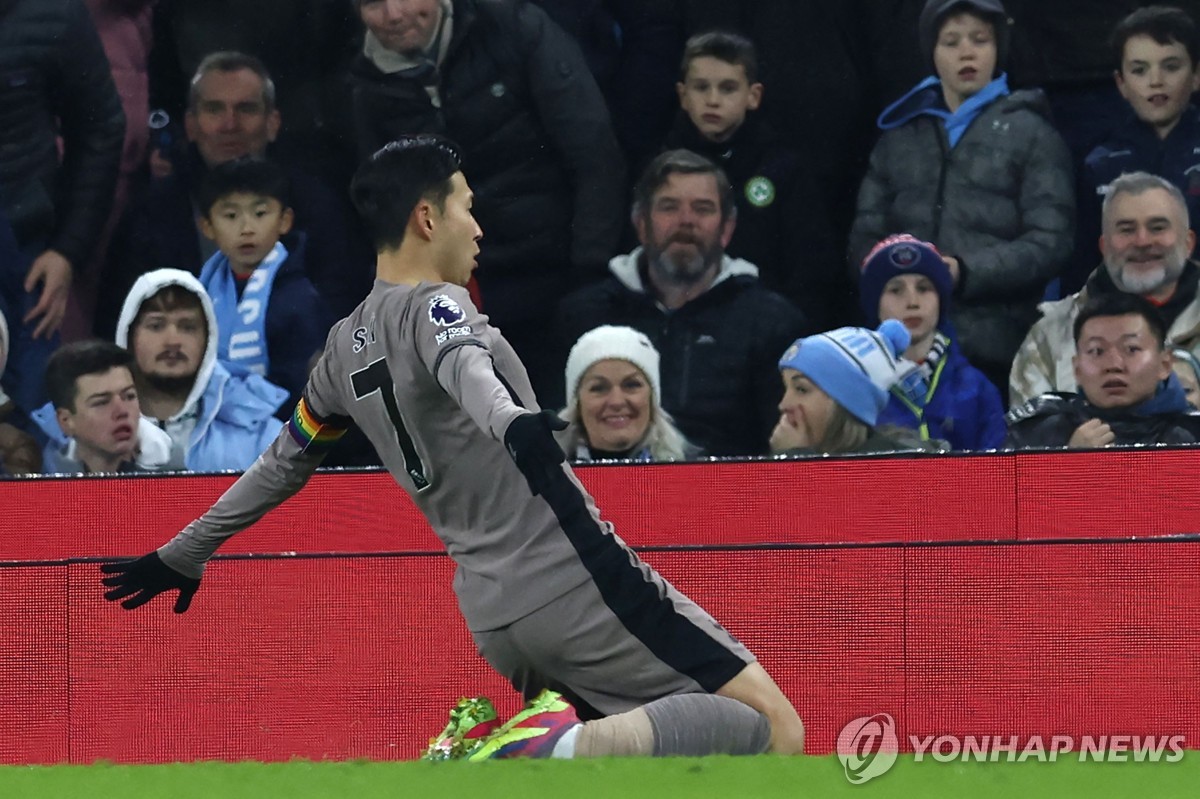 In this AFP photo, Son Heung-min of Tottenham Hotspur celebrates after scoring a goal against Manchester City during the clubs' Premier League match at Etihad Stadium in Manchester, England, on Dec. 3, 2023. (Yonhap)