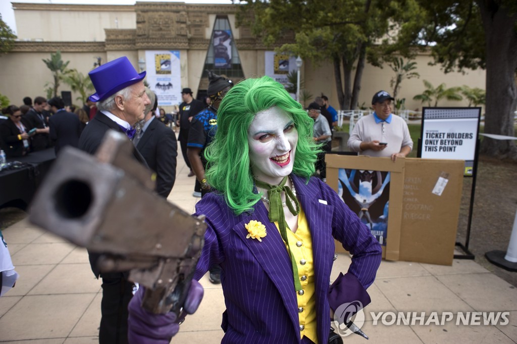 USA BATMAN 80TH ANNIVERSARY