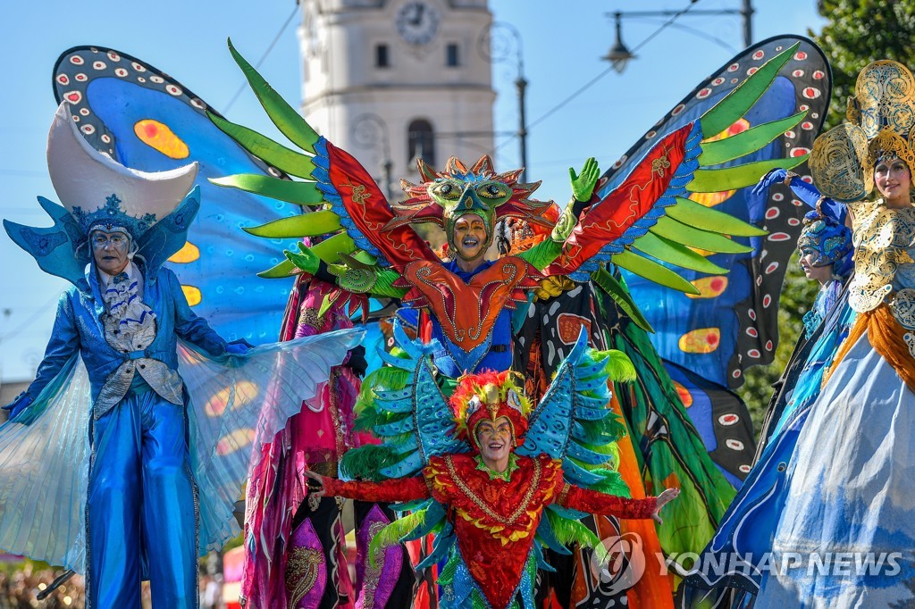 HUNGARY FLOWER FESTIVAL