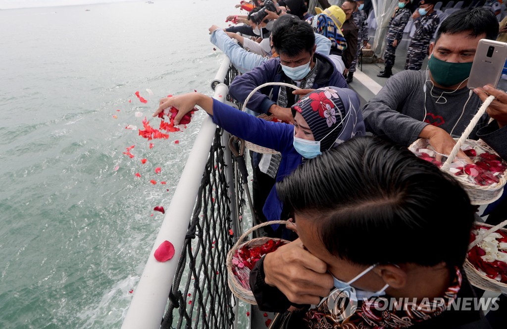 INDONESIA TRANSPORT ACCIDENT AIR PLANE CRASH
