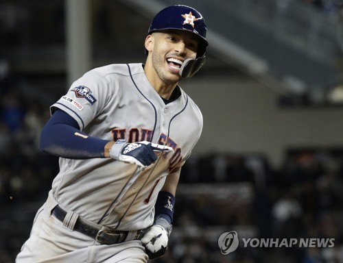 6회 승부에 쐐기 박는 스리런 홈런 터트린 코레아