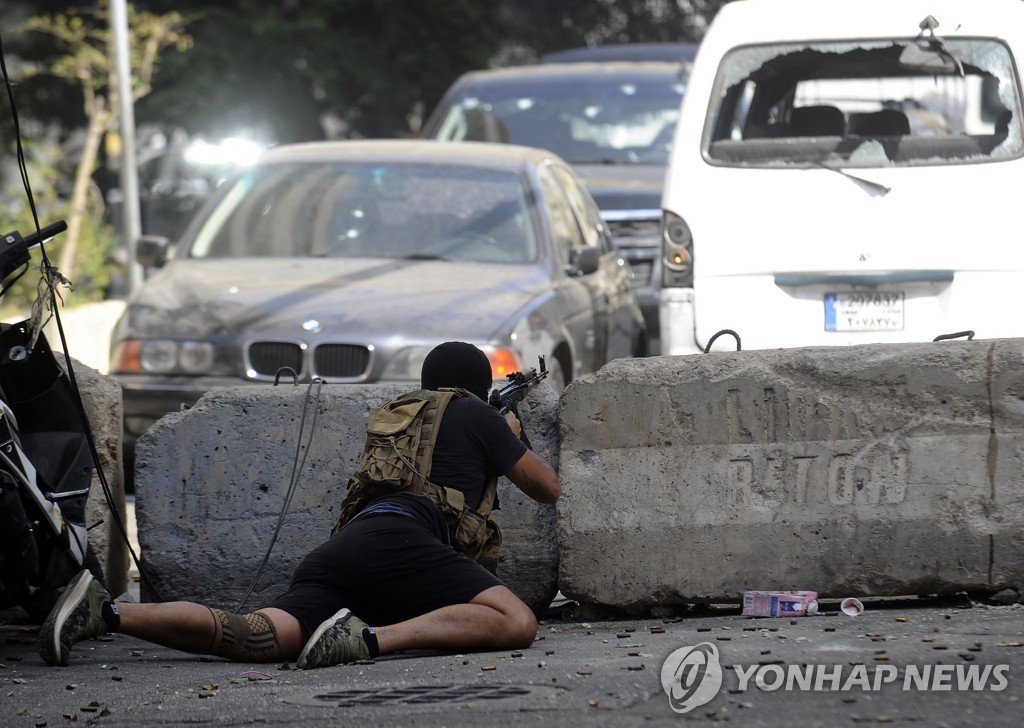 FIGHTING IN lEBANON