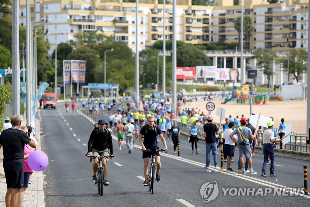 PORTUGAL-LISBON-CAR FREE DAY