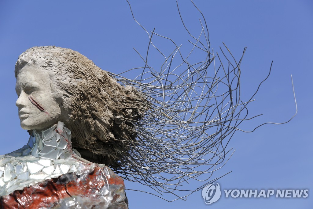 LEBANON-BEIRUT-EXPLOSION-STATUE