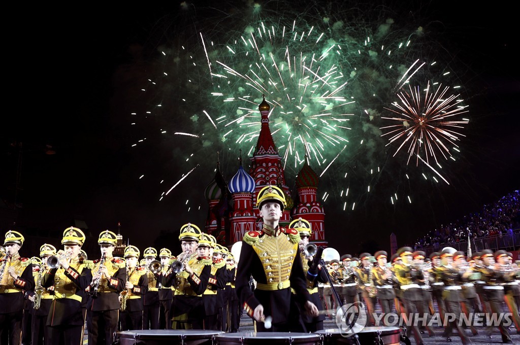 RUSSIA-FESTIVAL/MILITARY BANDS