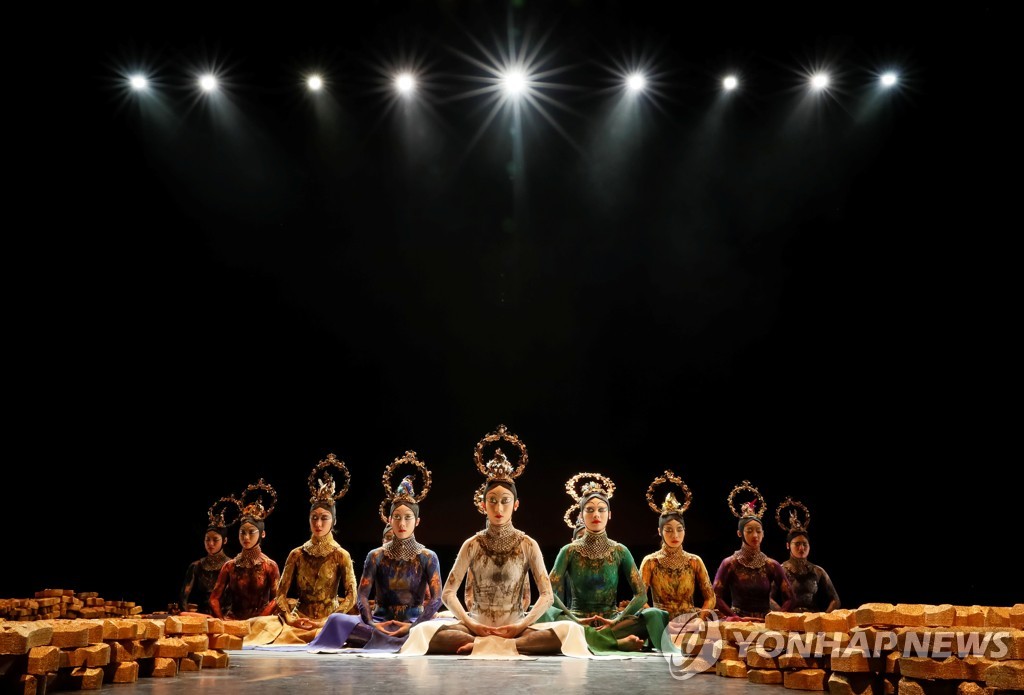 RUSSIA-ART/BOLSHOI DANCE FESTIVAL