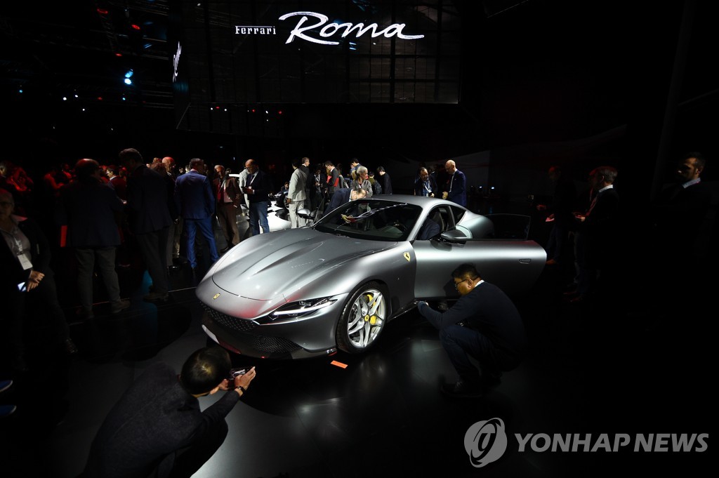 FERRARI-NEW CAR/