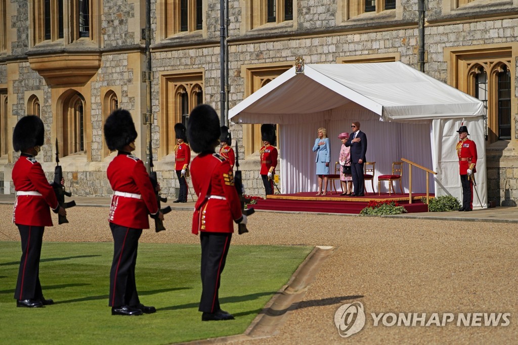 G7-SUMMIT/ROYALS