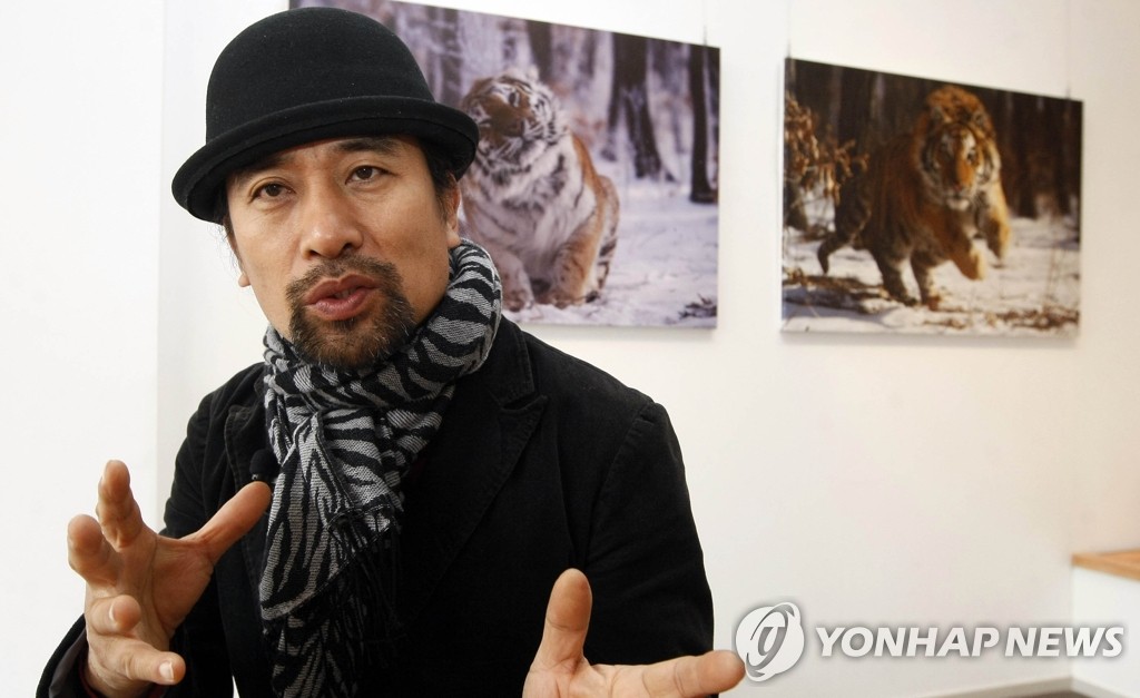 춘천에 '야생갤러리' 오픈한 최기순 감독
