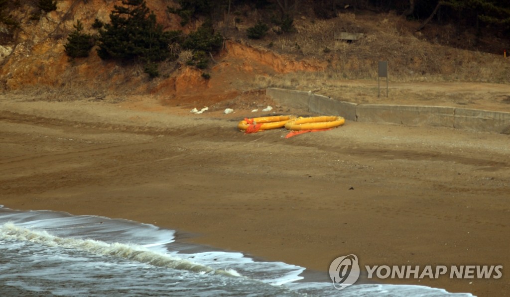 해군 장병들이 탔던 구명정