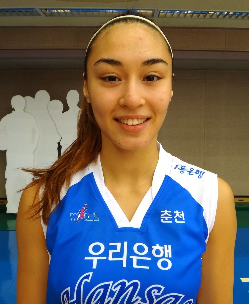 여자농구 우리은행 김소니아