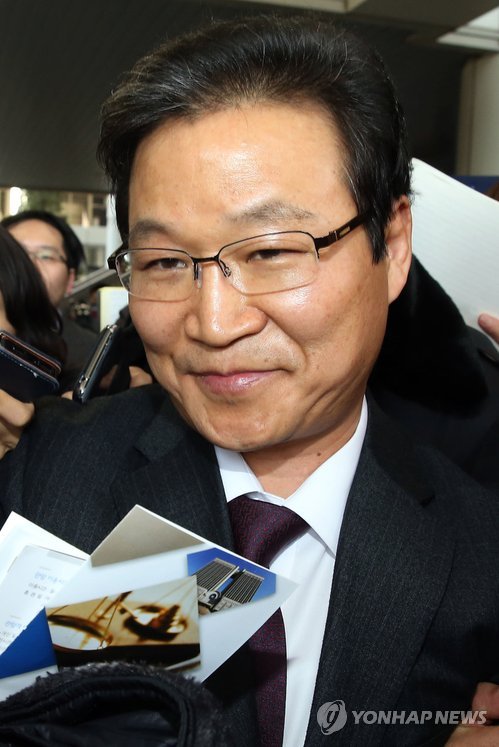 김용판 전 서울지방경찰청장 (연합뉴스 DB)