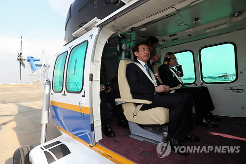 '참수리' 탑승한 경찰청장과 전직 서울청장