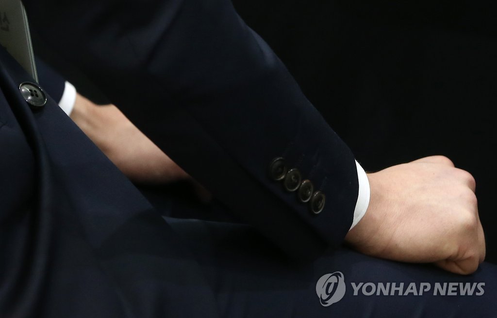 "외동아들은 성격 나쁜데…" 아직도 이런 '진상' 면접관 - 1