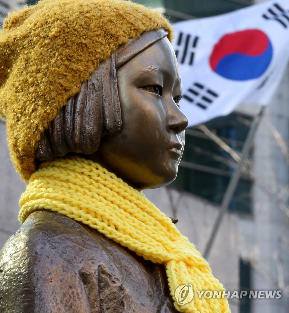 웃음꽃이 피기를