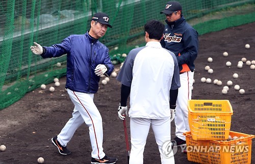 "이렇게 스윙"
