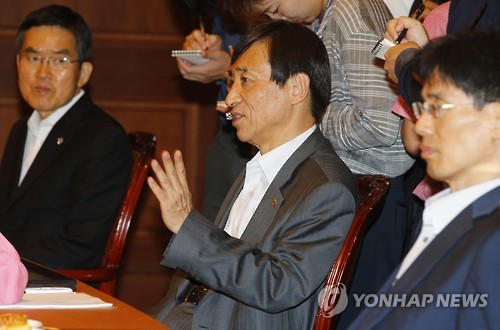 인사말 하는 이주열 총재