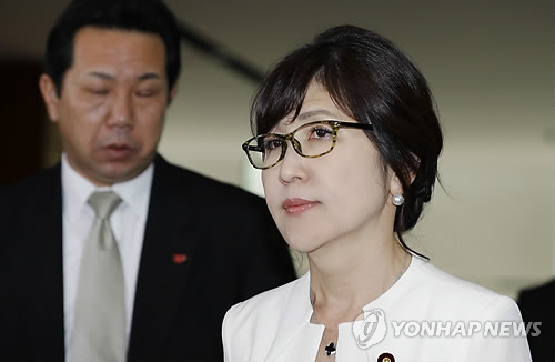 아베, 교육·국방 장관에 강경 우익인사 발탁