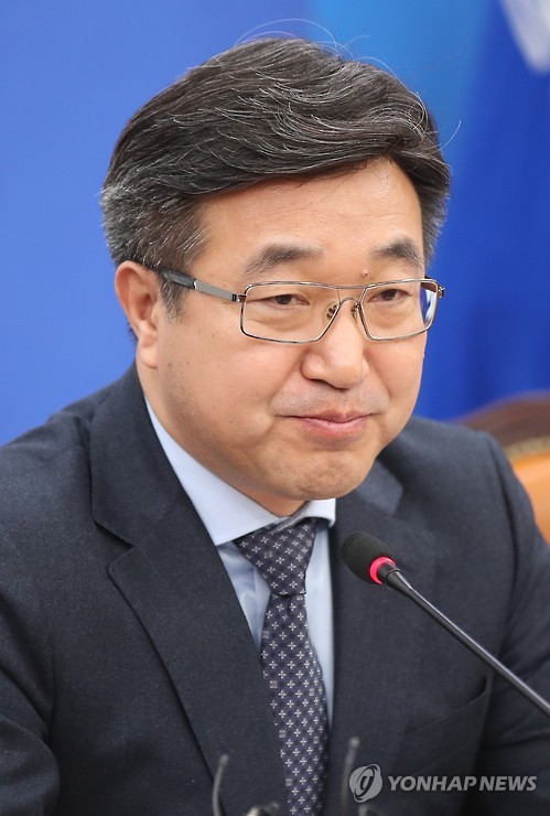 文측 "세율인상 수치 등 득표에 도움 안될까 봐 미공개" - 1