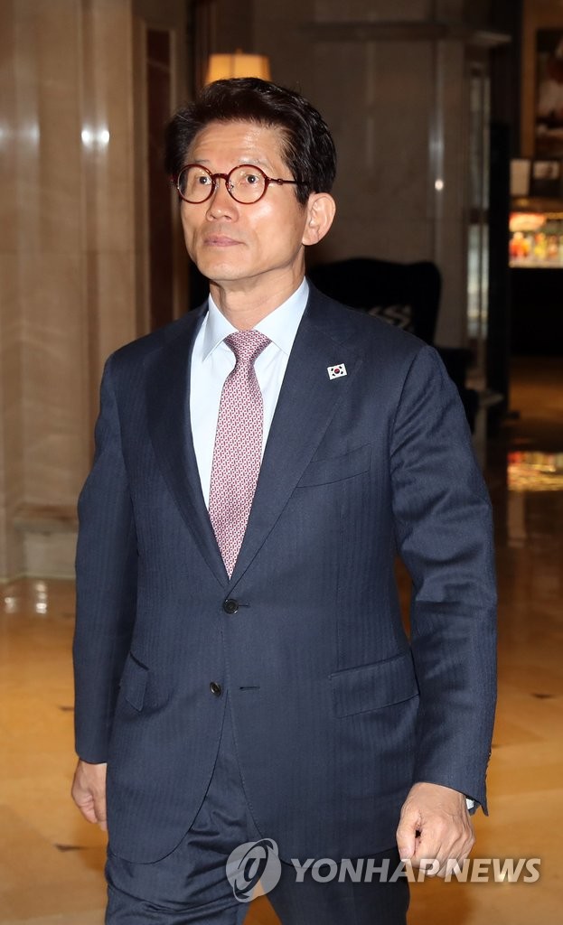 김문수, 한국당 대선주자 회동 참석