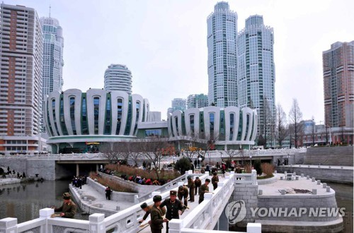 완공 앞둔 여명거리
