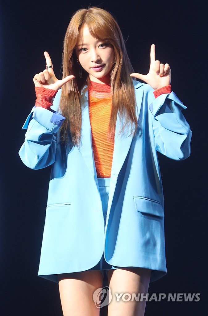 하니, 새 앨범 '이클립스'로 컴백해요