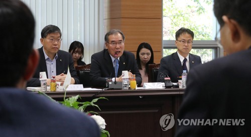 모두발언하는 이개호 분과위원장
