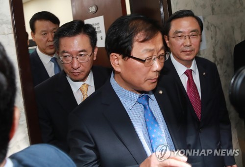 총리 청문 특위, 협의를 마치고